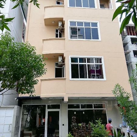 Beach Arena Inn ฮุลฮูมาเล ภายนอก รูปภาพ
